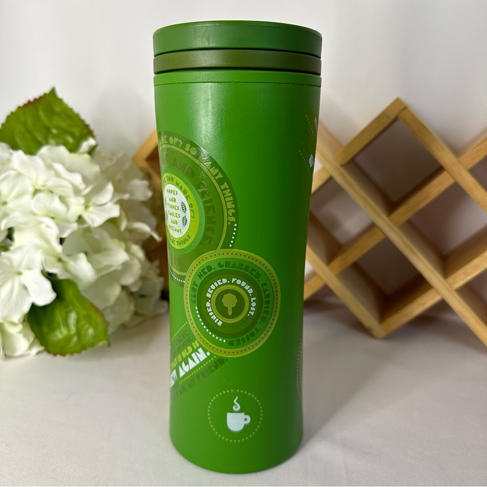 Starbucks 2010 Eco Friendly Recycled Plastic Green Thermal Mug 16 fl. oz.